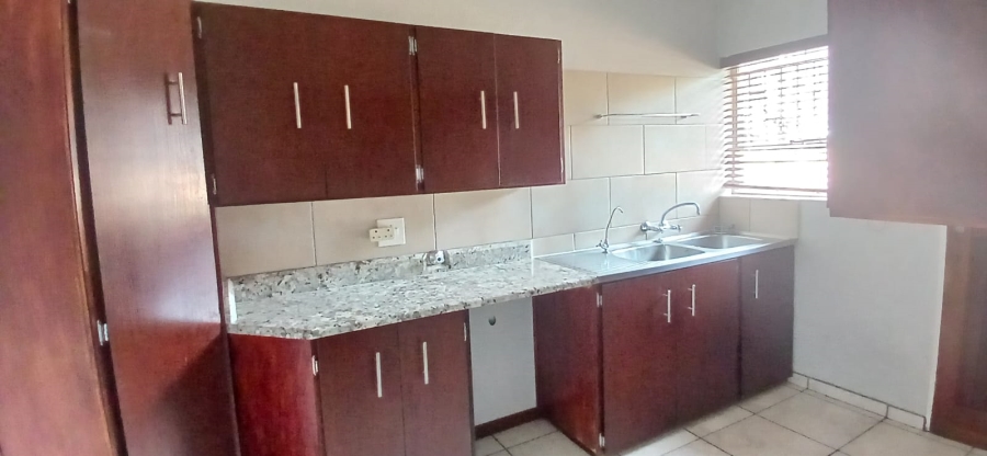 5 Bedroom Property for Sale in La Provance Free State